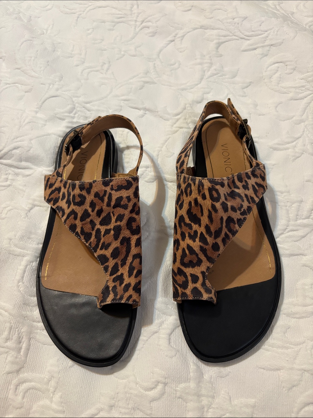Vionic Ella Leopard Print Slingback Sandals - Tan/Black